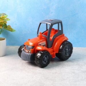 01_toy-tractor_aacdc3d7-9d94-48e2-bc23-02cc5a4c161a.jpg