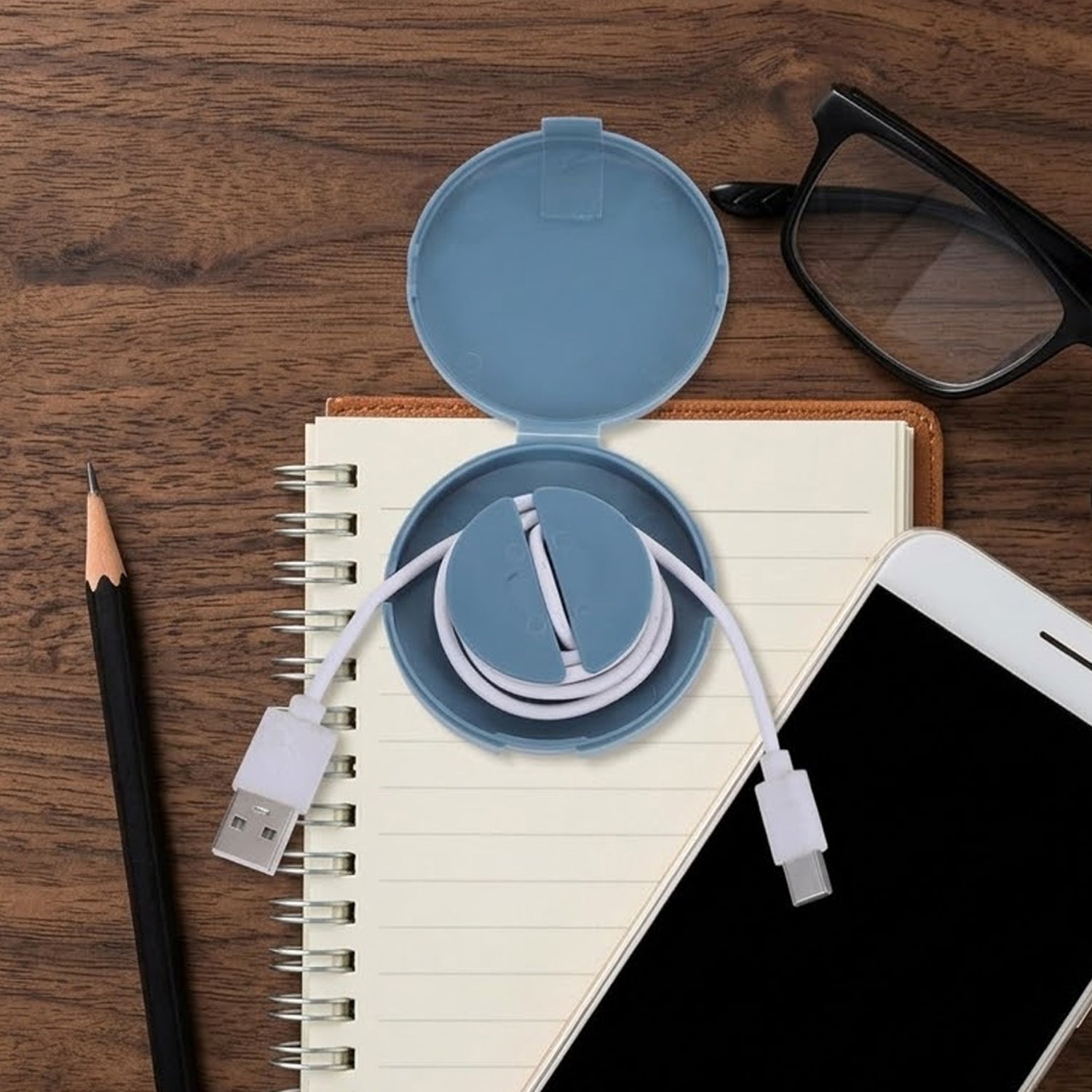 Compact Plastic Cable Organizer Case (1 Pc) 3 Compact Plastic Cable Organizer Case (1 Pc) - Image 3