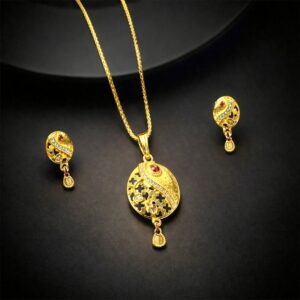 Oval Motif Gold Pendant and Earring Set Elegant Traditional Jewelry Set for Women
