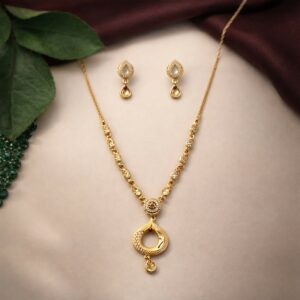 Elegant Gold-Tone Teardrop Pendant Necklace Set with Minimal Chain Design & Matching Earrings