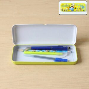Cartoon -Themed Metal Pencil Box with Cute Design (1 Pc, Mix Design)