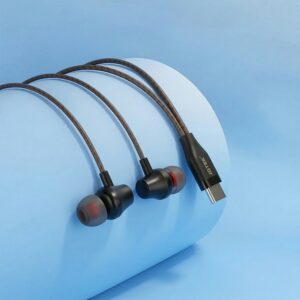 Type-C Wired Earphones with Built-in Mic Deep Bass Sound Noise Isolation